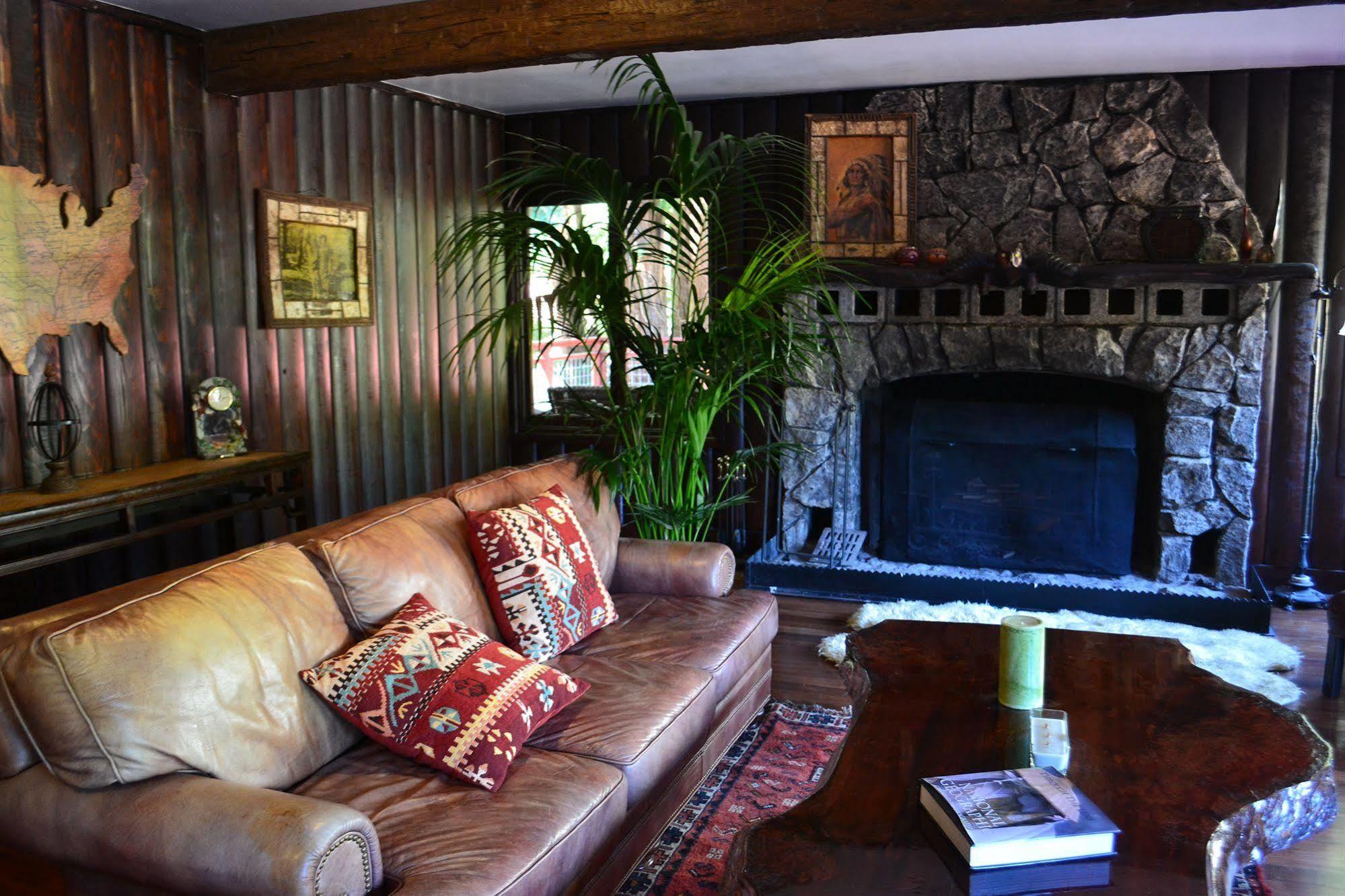 Guerneville Lodge Exteriör bild