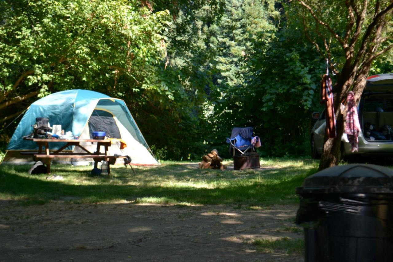 Guerneville Lodge Exteriör bild